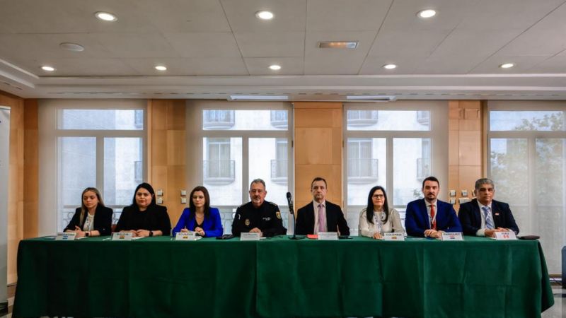 Red Atenas: una red de colaboración entre países para la detección de documentos falsos en fronteras